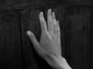 a man escaped cinematography by l once henri burel establishing shot artificial light shot 003