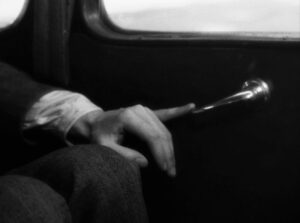 a man escaped cinematography by l once henri burel extreme close up backlight shot 011