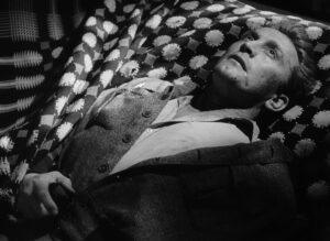 ace in the hole cinematography by charles lang day establishing shot hard light shot 017