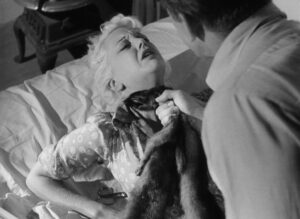 ace in the hole cinematography by charles lang day extreme close up hard light daylight shot 014