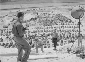 ace in the hole cinematography by charles lang day medium close up three shot backlight sunny shot 047