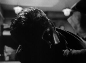 ace in the hole cinematography by charles lang establishing shot hard light shot 004