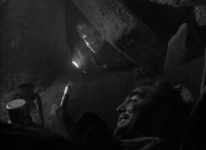 ace in the hole cinematography by charles lang night establishing shot moonlight shot 060