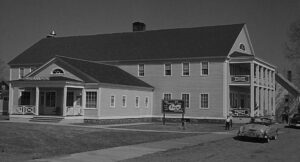 anatomy of a murder cinematography by sam leavitt day establishing shot shot 042