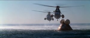 apollo 13 cinematography by dean cundey day establishing shot side lighting sunny shot 068