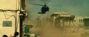 black hawk down cinematography by slawomir idziak exterior day establishing shot hard light sunny shot 057