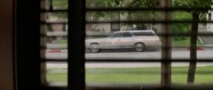 halloween cinematography by dean cundey day establishing shot side lighting car shot 049