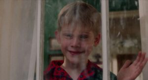 home alone cinematography by julio macat day extreme close up daylight shot 019