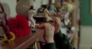 home alone cinematography by julio macat day medium wide shot shot 007