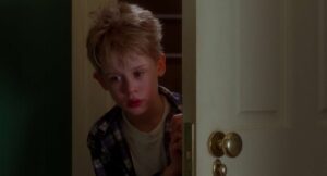 home alone cinematography by julio macat medium close up side lighting artificial light shot 068