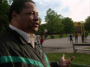 hoop dreams cinematography by peter gilbert day extreme close up three shot backlight daylight shot 032