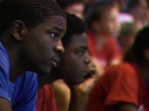 hoop dreams cinematography by peter gilbert establishing shot artificial light shot 050