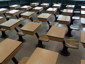 hoop dreams cinematography by peter gilbert interior day establishing shot hard light fluorescent shot 015