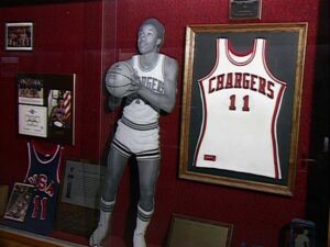 hoop dreams cinematography by peter gilbert interior day medium close up shot 029