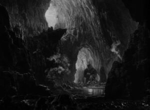 king kong cinematography by vernon l walker night establishing shot moonlight shot 006