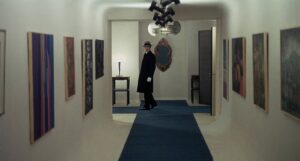 le samoura cinematography by henri deca interior day wide shot two shot backlight fluorescent shot 025