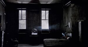 le samoura cinematography by henri deca interior night establishing shot silhouette artificial light shot 072