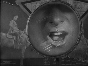 man with a movie camera cinematography by mikhail kaufman day establishing shot shot 065