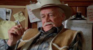 misery cinematography by barry sonnenfeld day extreme close up side lighting cell phone shot 026