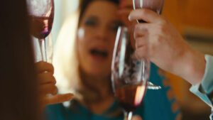 mommy cinematography by andr turpin day establishing shot hard light daylight shot 009