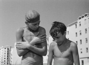 nights of cabiria cinematography by lotello martelli day close up two shot backlight sunny shot 050