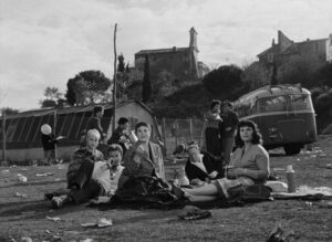 nights of cabiria cinematography by lotello martelli day medium wide shot three shot backlight daylight shot 051