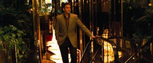 ocean s eleven cinematography by steven soderbergh exterior medium close up hard light artificial light shot 067