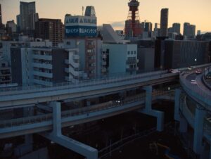 perfect days cinematography by franz lustig day establishing shot hard light shot 064