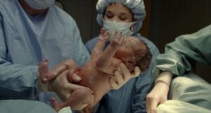 philadelphia cinematography by tak fujimoto day establishing shot hard light daylight shot 004