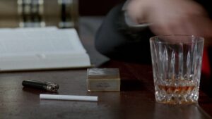 primal fear cinematography by gregory hoblit day establishing shot side lighting shot 059