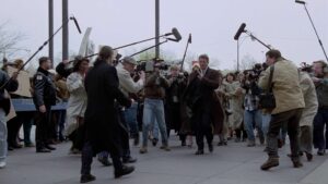 primal fear cinematography by gregory hoblit exterior day medium shot three shot backlight daylight shot 021