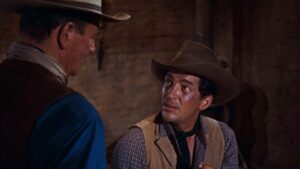 rio bravo cinematography by russell harlan night close up two shot artificial light shot 028