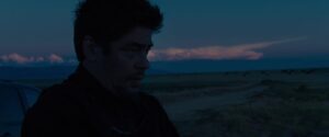 sicario cinematography by roger deakins night extreme close up artificial light shot 025