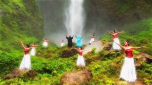 the act of killing cinematography by lars skree day medium shot hard light daylight shot 039