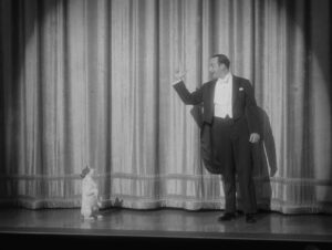 the artist cinematography by guillaume schiffman day medium close up hard light daylight shot 019