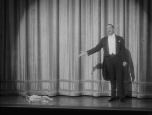 the artist cinematography by guillaume schiffman day medium close up hard light daylight shot 063