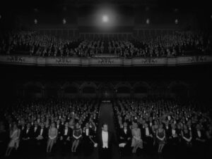 the artist cinematography by guillaume schiffman night wide shot over the shoulder moonlight shot 072