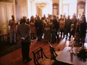 the celebration cinematography by anthony dod mantle day medium shot three shot backlight daylight shot 016