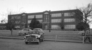 the last picture show cinematography by robert surtees day wide shot establishing shot backlight sunny car shot 042