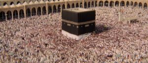 the message cinematography by jack hildyard day establishing shot hard light daylight shot 036