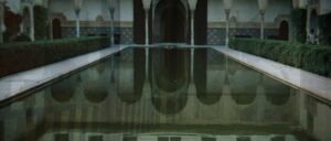 the message cinematography by jack hildyard day establishing shot shot 028