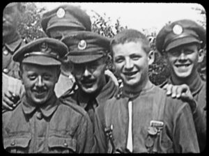 they shall not grow old cinematography by peter jackson day close up three shot daylight shot 016