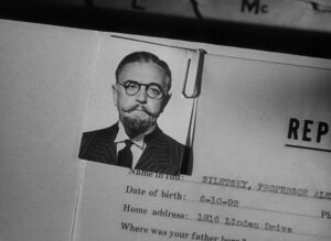 to be or not to be cinematography by rudolph mat day medium close up hard light daylight shot 027