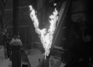 to be or not to be cinematography by rudolph mat establishing shot hard light shot 037